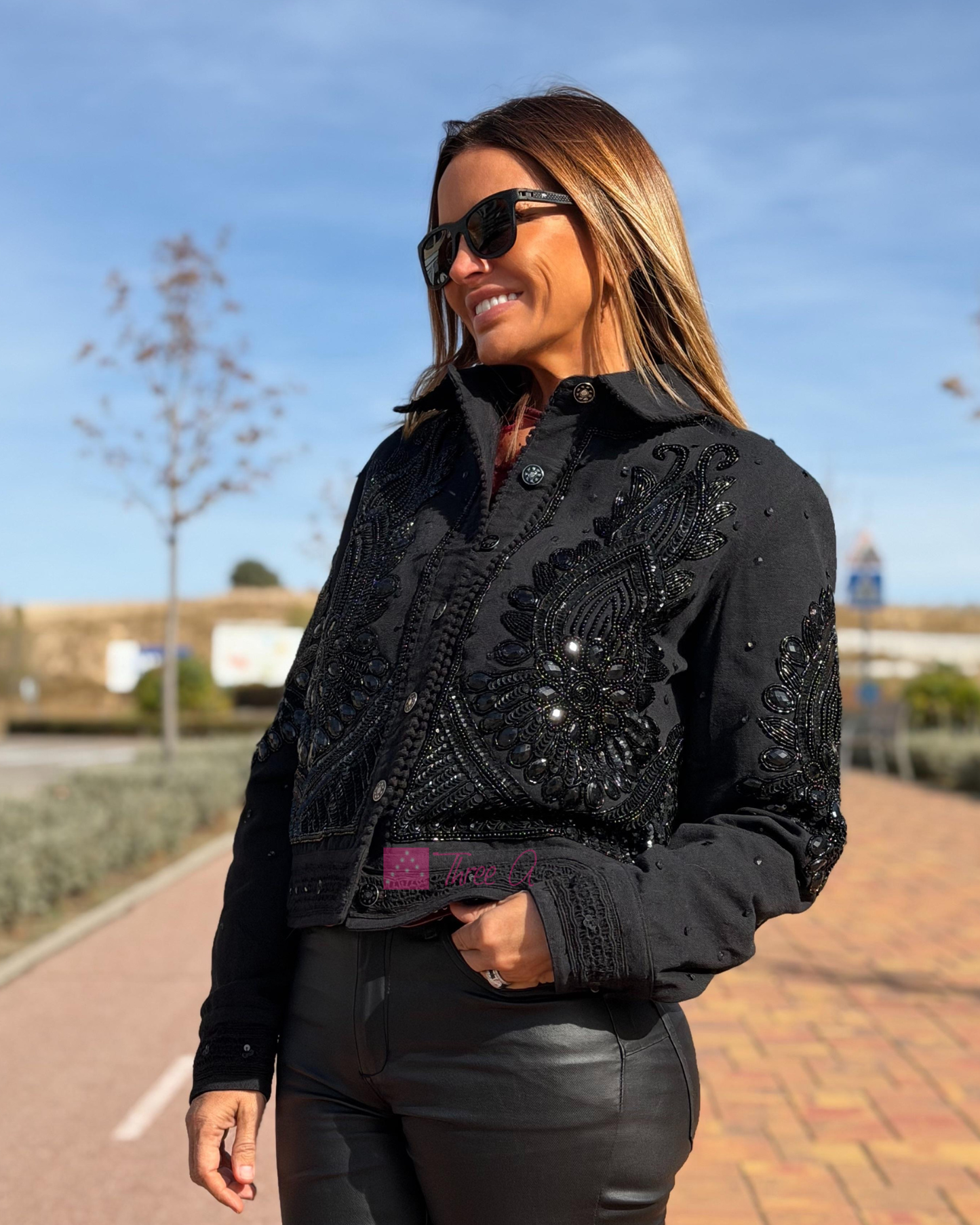 EXCLUSIVA VAQUERA SHADOW