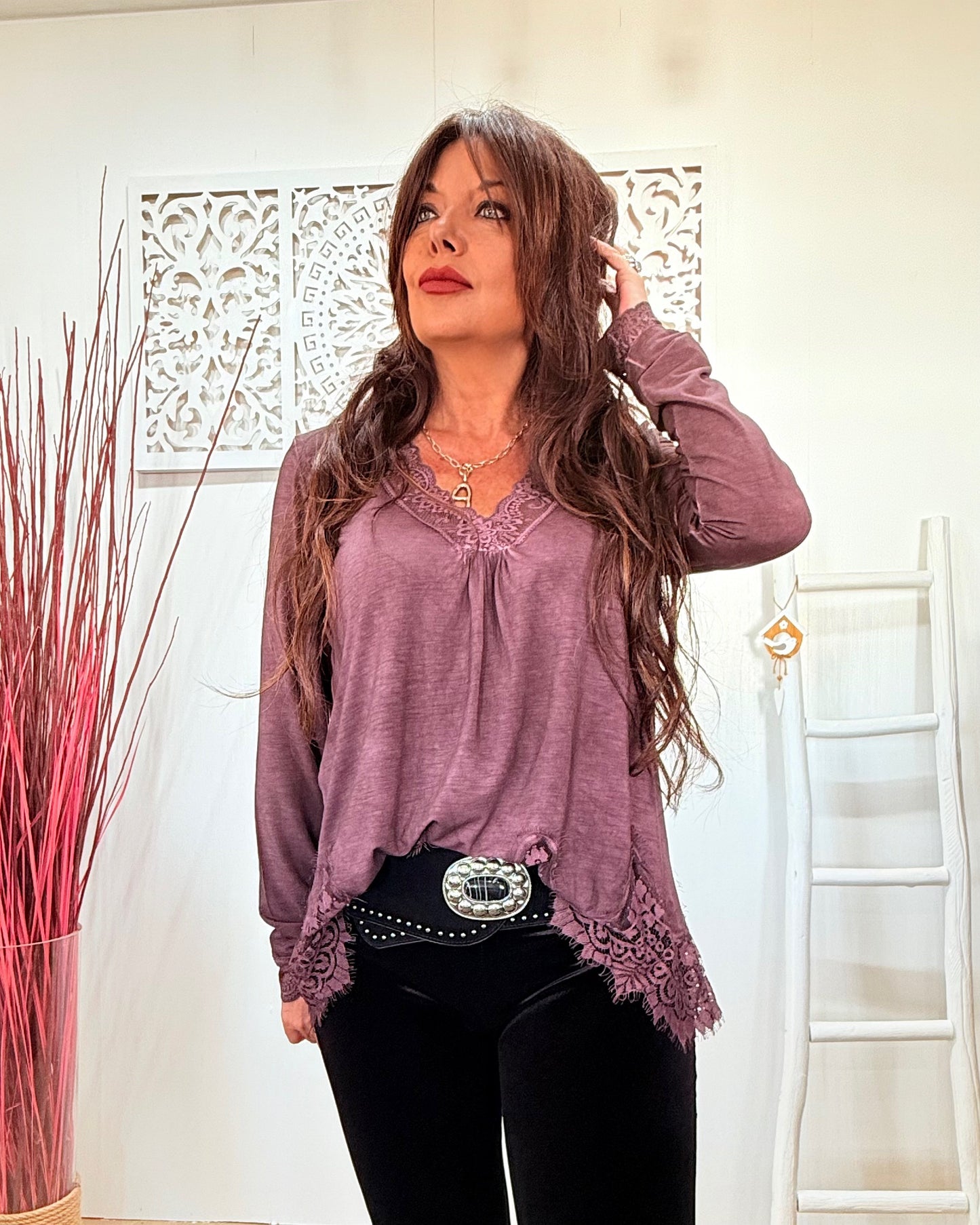 MAKENA LINGERIE T-SHIRT